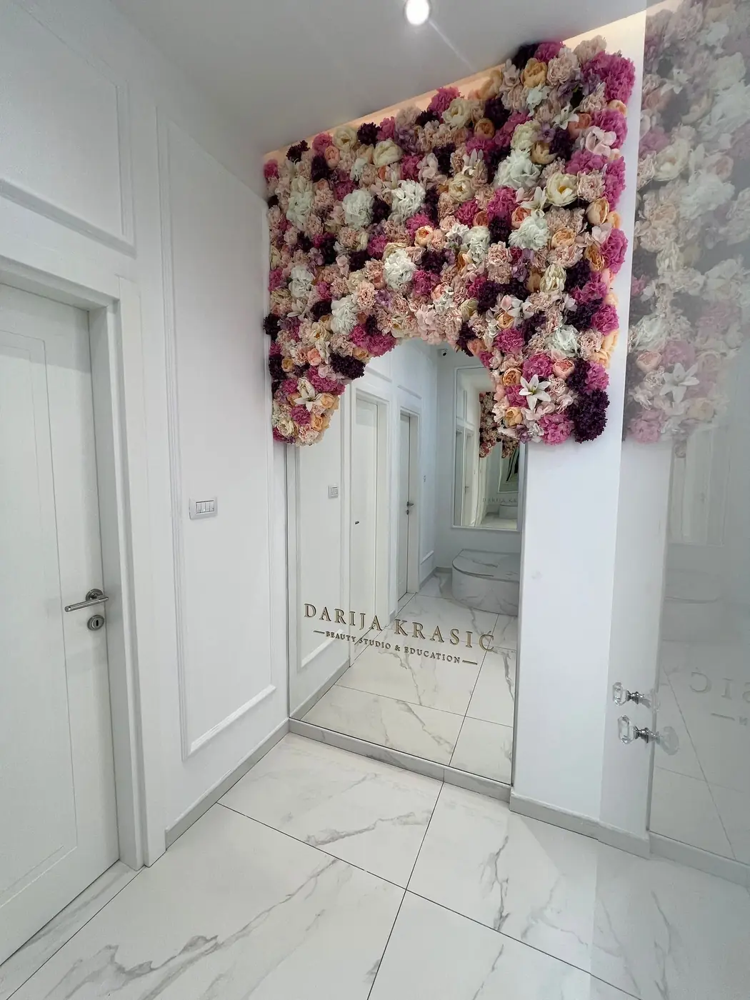 Salon — fotografija 1