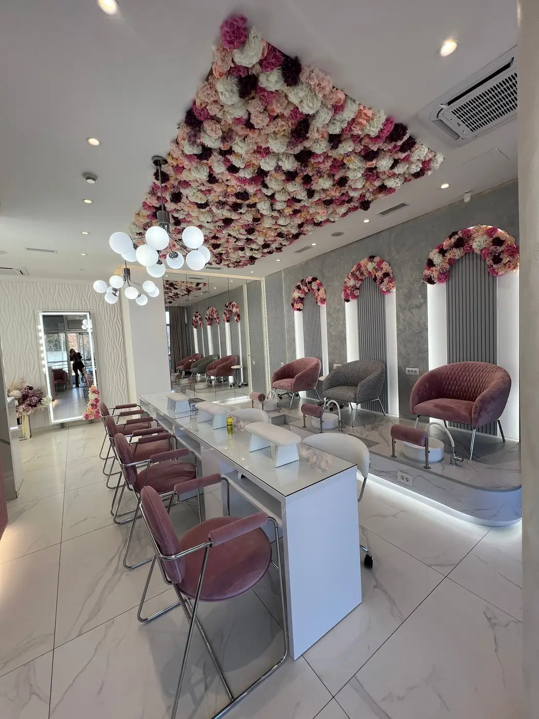 Salon — fotografija 4